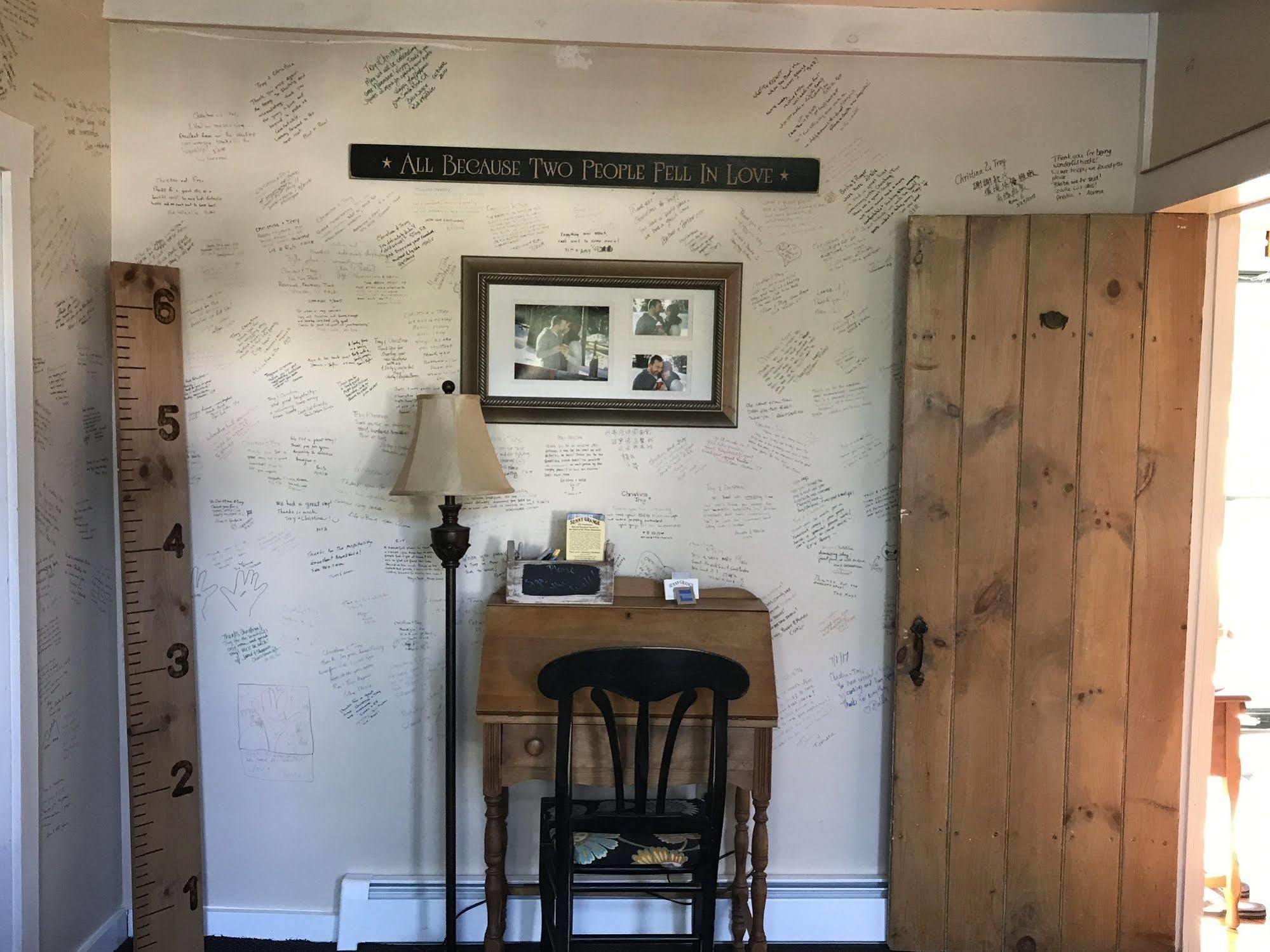 The Sunny Grange Bed & Breakfast Campton Exterior photo
